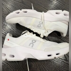 Cloudpulse women’s size 10